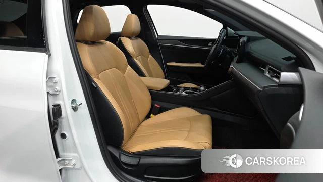 Kia K5 3rd generation 2022 Белый из Кореи, фото 2