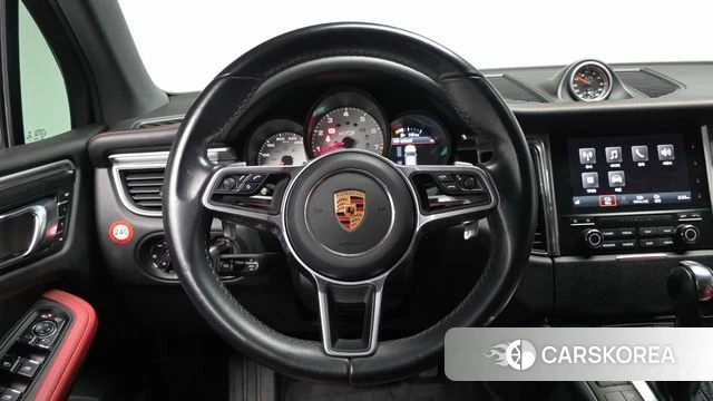 Porsche Macan 2018 Черный из Кореи, фото 2