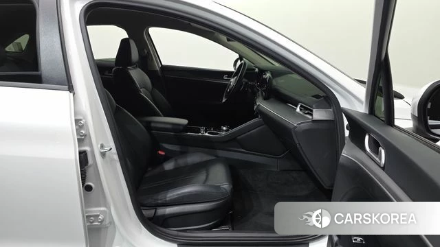 Kia K5 3rd generation 2021 Белый из Кореи, фото 2