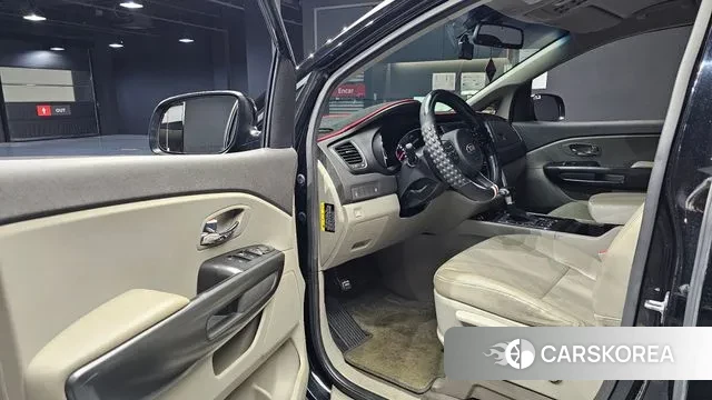 Kia All New Carnival 2018 Черный из Кореи, фото 2
