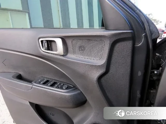 Hyundai Venue 2019 Серый из Кореи, фото 2