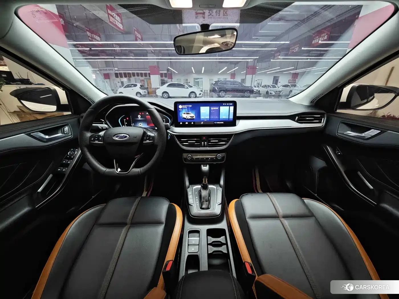 Ford Focus 2022 Белый из Китая, фото 2