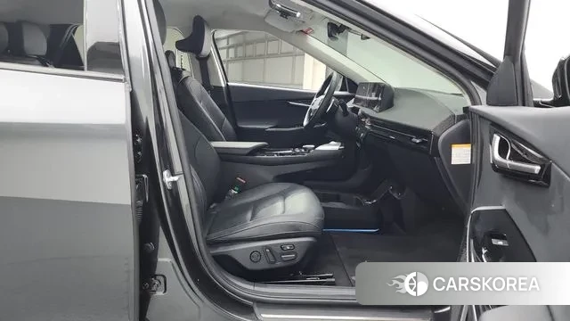 Kia EV6 2021 Серый из Кореи, фото 2