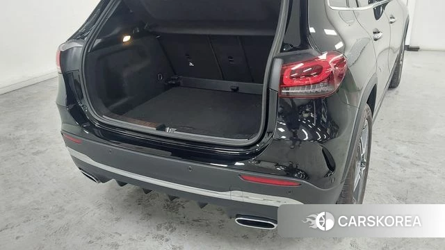 Mercedes-Benz GLA - Class H247 2020 Черный из Кореи, фото 2