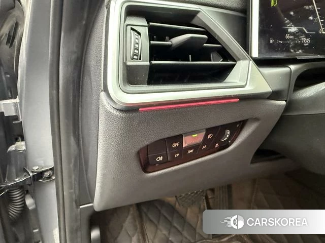 BMW 3 series 2023 Другой из Китая, фото 2