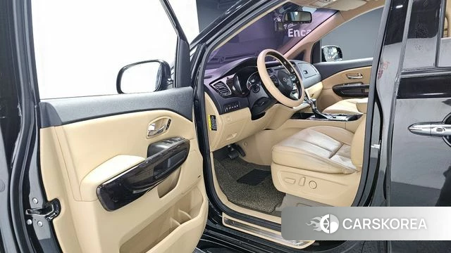 Kia The New Carnival 2018 Черный из Кореи, фото 2