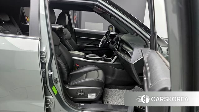 Ssangyong Torres 2023 Зеленый из Кореи, фото 2