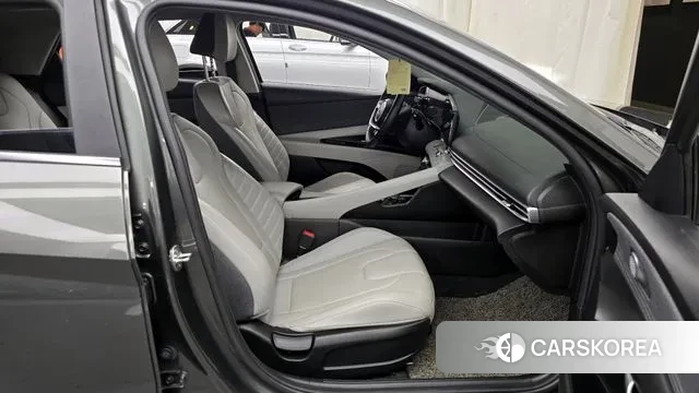 Hyundai Avante Hybrid (CN7) 2021 Серый из Кореи, фото 2