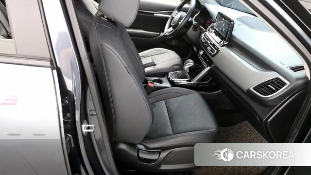 Kia Seltos 2021 Серый из Кореи, фото 2