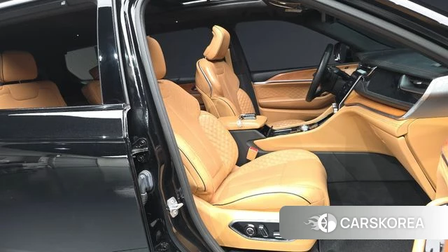 Jeep Grand Cherokee (WL) 2023 Черный из Кореи, фото 2