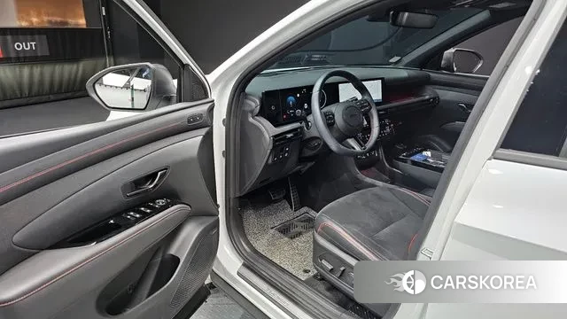 Hyundai The New Tucson Hybrid (NX4) 2024 Белый из Кореи, фото 2