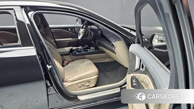 Kia K8 2022 Черный из Кореи, фото 2