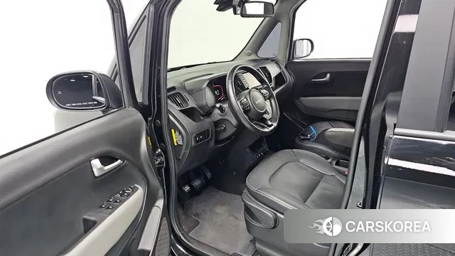 Kia The New Kia Ray 2023 Черный из Кореи, фото 2