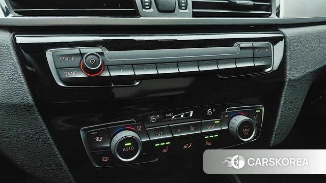 BMW X1 (F48) 2020 Серый из Кореи, фото 2