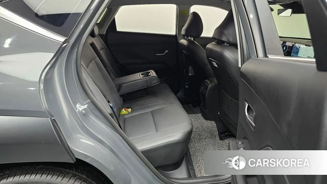 Hyundai Kona (SX2) 2025 Серебристо-серый из Кореи, фото 2