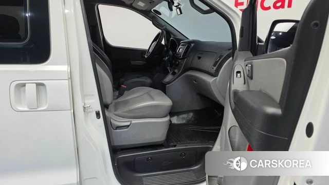 Hyundai The New Grand Starex 2018 Белый из Кореи, фото 2