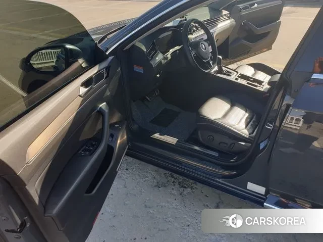 Volkswagen Arteon 2019 Серый из Кореи, фото 2