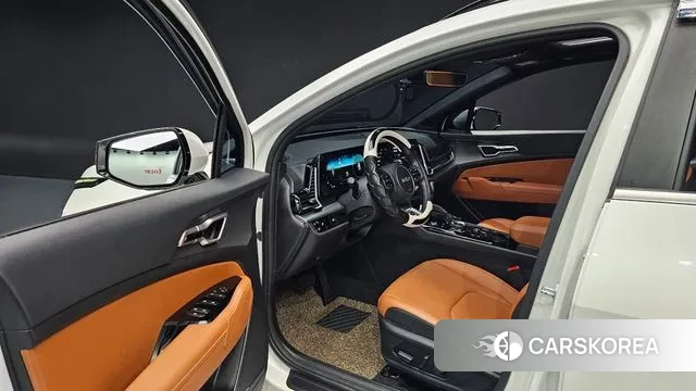 Kia Sportage 5th Generation 2021 Белый из Кореи, фото 2