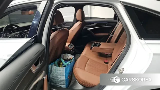 Audi A6 (C8) 2021 Белый из Кореи, фото 2