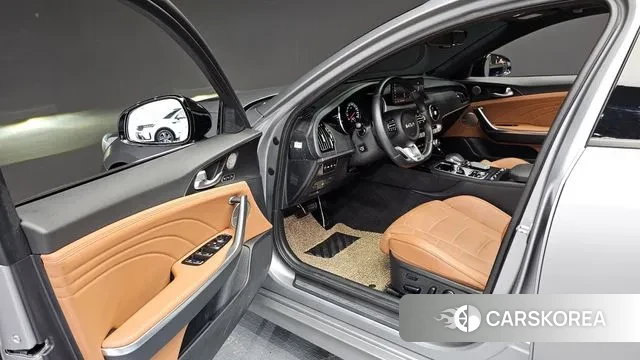 Kia Stinger Meister 2023 Серебристо-серый из Кореи, фото 2