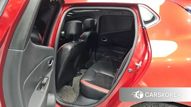 Renault Korea (Samsung) Clio 2019 Красный из Кореи, фото 2