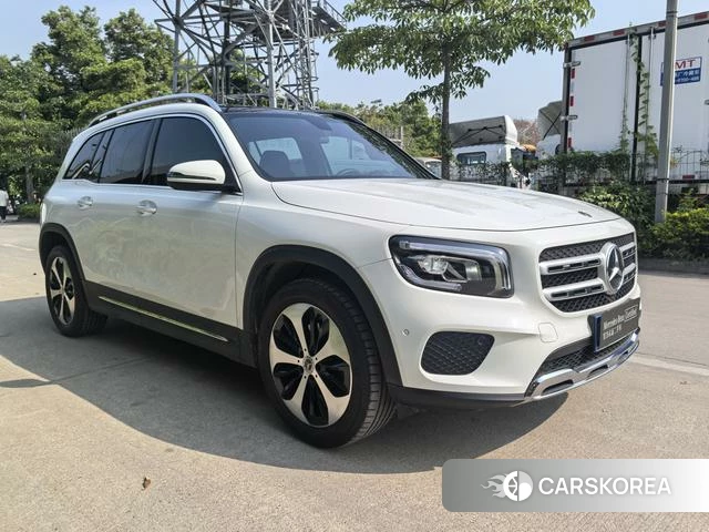 Mercedes-Benz GLB 2023 Белый из Китая, фото 2
