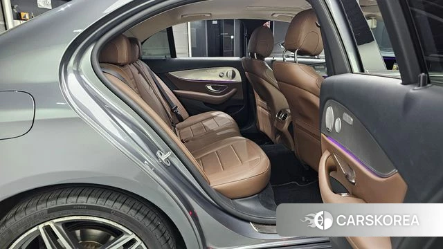 Mercedes-Benz E-Class W213 2019 Серый из Кореи, фото 2