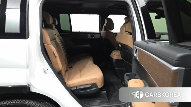 Hyundai Santa Fe (MX5) 2024 Белый из Кореи, фото 2