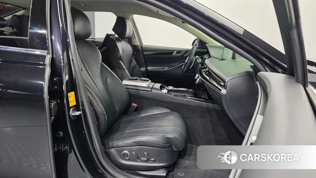 Genesis G80 (RG3) 2022 Черный из Кореи, фото 2