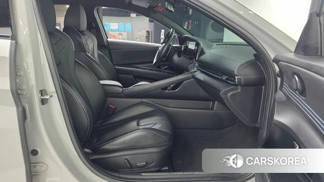 Hyundai Avante (CN7) 2022 Серебристо-серый из Кореи, фото 2