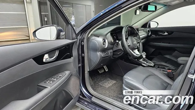 Kia The New K3 2nd generation 2022 Синий из Кореи, фото 2