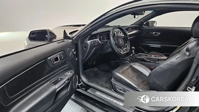 Ford Mustang 2020 Черный из Кореи, фото 2