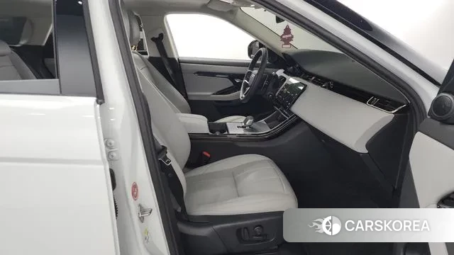 Land Rover Range Rover Evoque 2nd Generation 2024 Белый из Кореи, фото 2