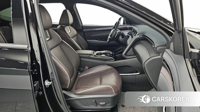 Hyundai Tucson (NX4) 2022 Черный из Кореи, фото 2