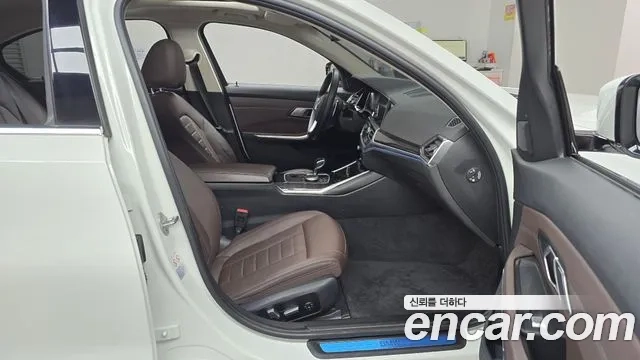 BMW 3 Series (G20) 2021 Белый из Кореи, фото 2