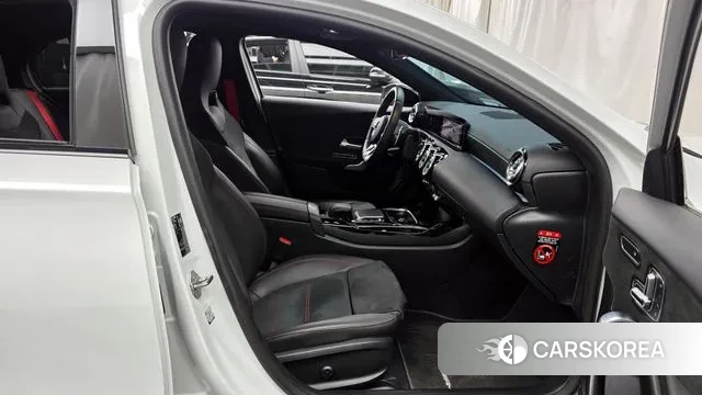 Mercedes-Benz A-Class W177 2022 Белый из Кореи, фото 2