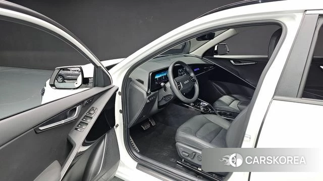 Kia Di All New Niro EV 2024 Белый из Кореи, фото 2