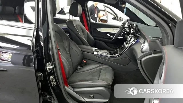 Mercedes-Benz GLC-Class X253 2022 Черный из Кореи, фото 2