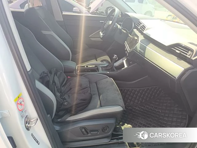 Audi Q3 2023 Белый из Китая, фото 2