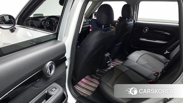 Mini Cooper Clubman 2021 Серый из Кореи, фото 2