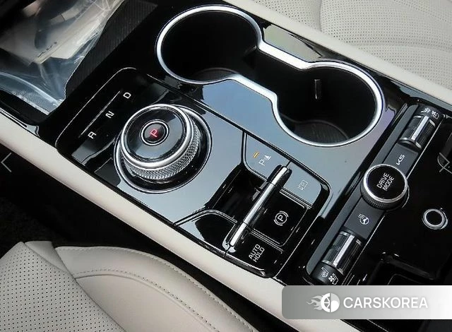 Kia The New K5 Hybrid 3rd generation 2023 Белый из Кореи, фото 2