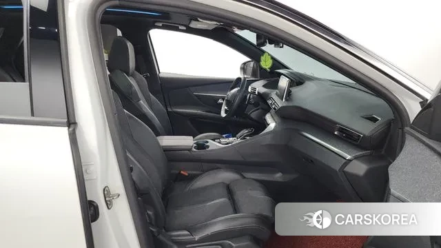 Peugeot 3008 second generation 2018 Белый из Кореи, фото 2