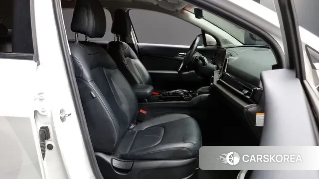 Kia Sportage 5th Generation Hybrid 2021 Белый из Кореи, фото 2