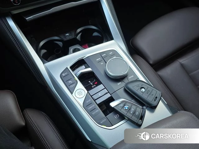 BMW 4 Series (G22) 2023 Белый из Кореи, фото 2