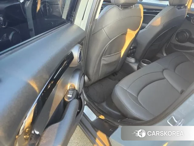 Mini Cooper 2022 Серый из Кореи, фото 2