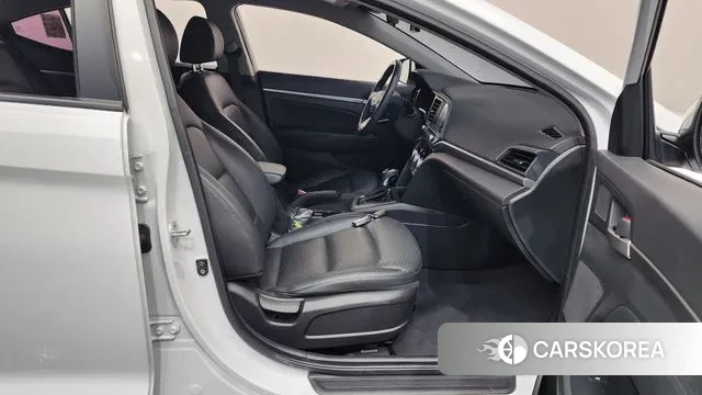 Hyundai The New Avante AD 2019 Белый из Кореи, фото 2