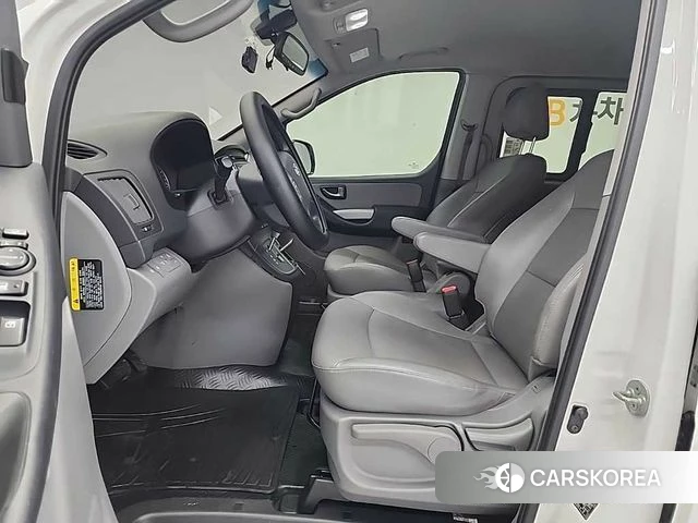 Hyundai The New Grand Starex 2020 Белый из Кореи, фото 2