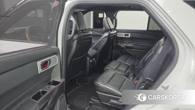 Ford Explorer 6th Generation 2020 Белый из Кореи, фото 2