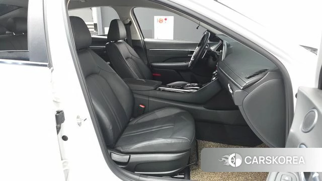 Hyundai Sonata (DN8) 2021 Белый из Кореи, фото 2