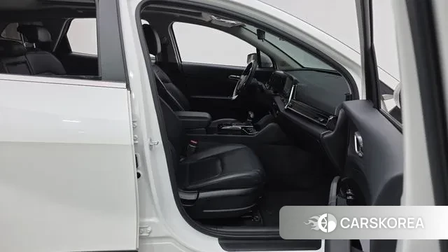 Kia Sportage 5th Generation 2022 Белый из Кореи, фото 2